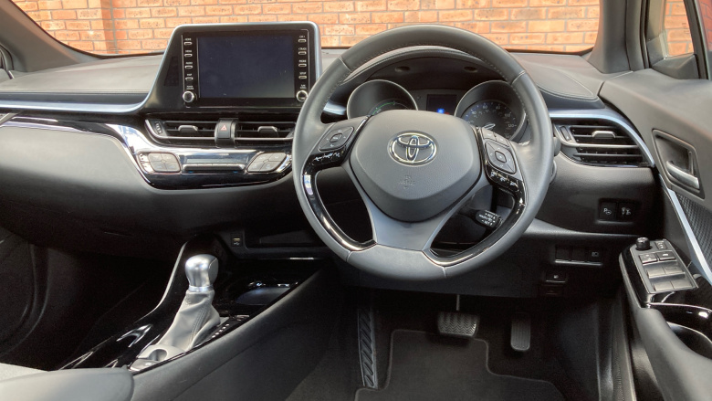 Toyota C-HR 1.8 Hybrid Design 5dr CVT Hybrid Hatchback